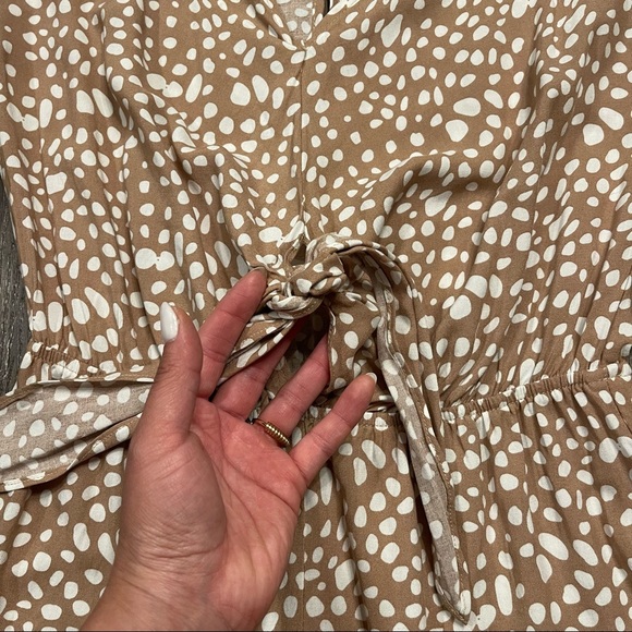 Romper - Picture 2 of 3